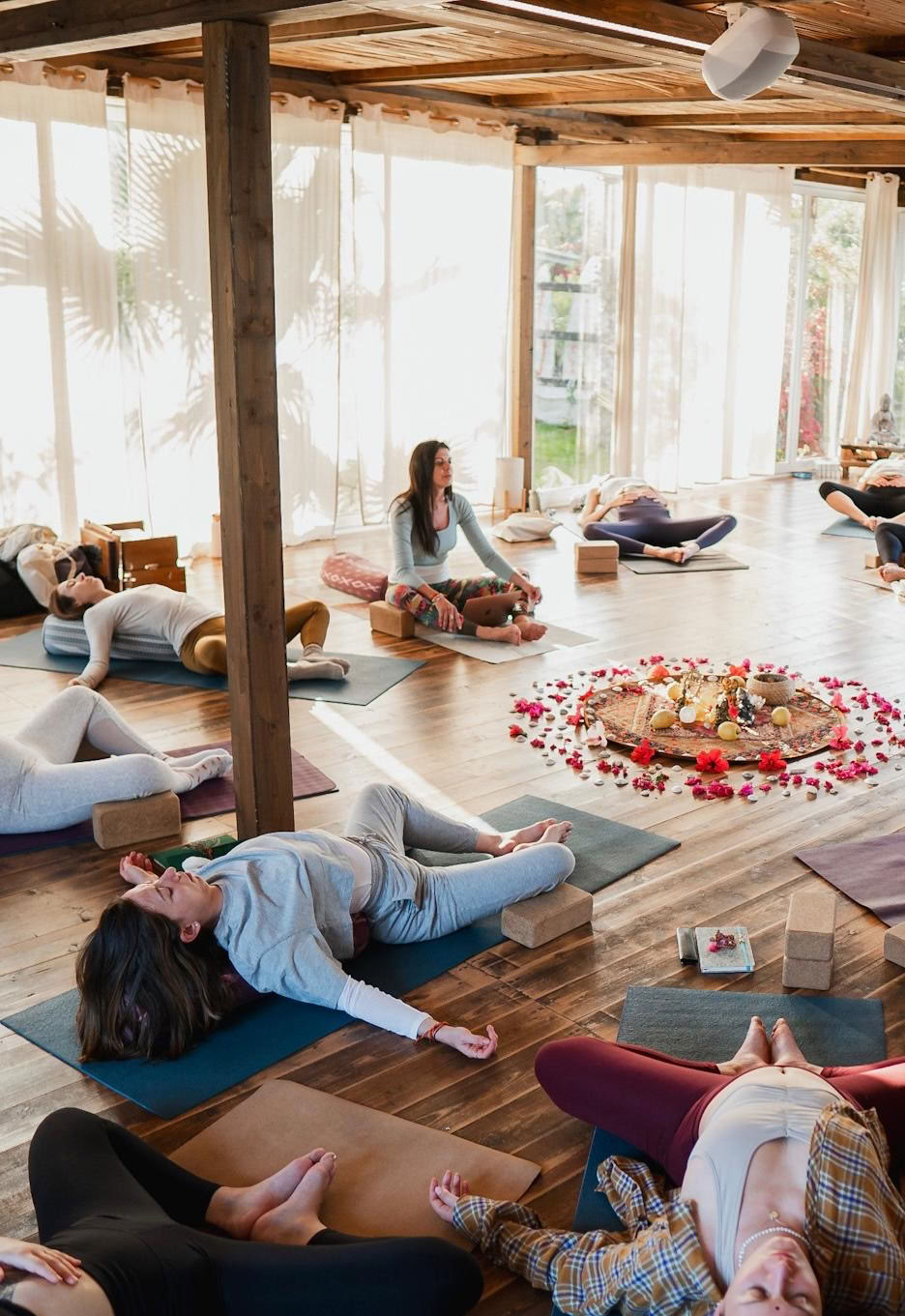 30 ore di formazione per insegnanti di Bhakti Yoga in Sicilia | Essence of Love