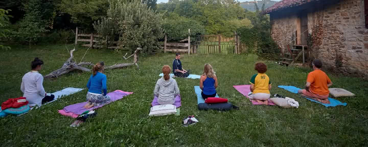 Ritiro di yoga e meditazione per il ponte di agosto
