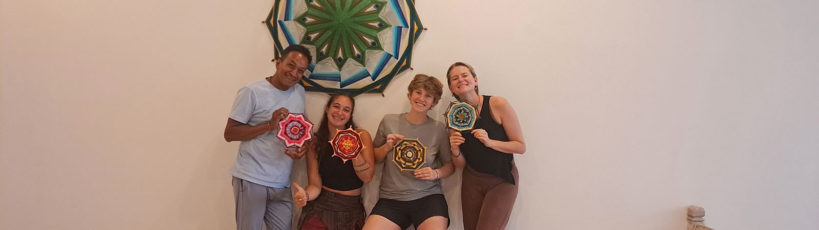 Laboratorio di tessitura del mandala