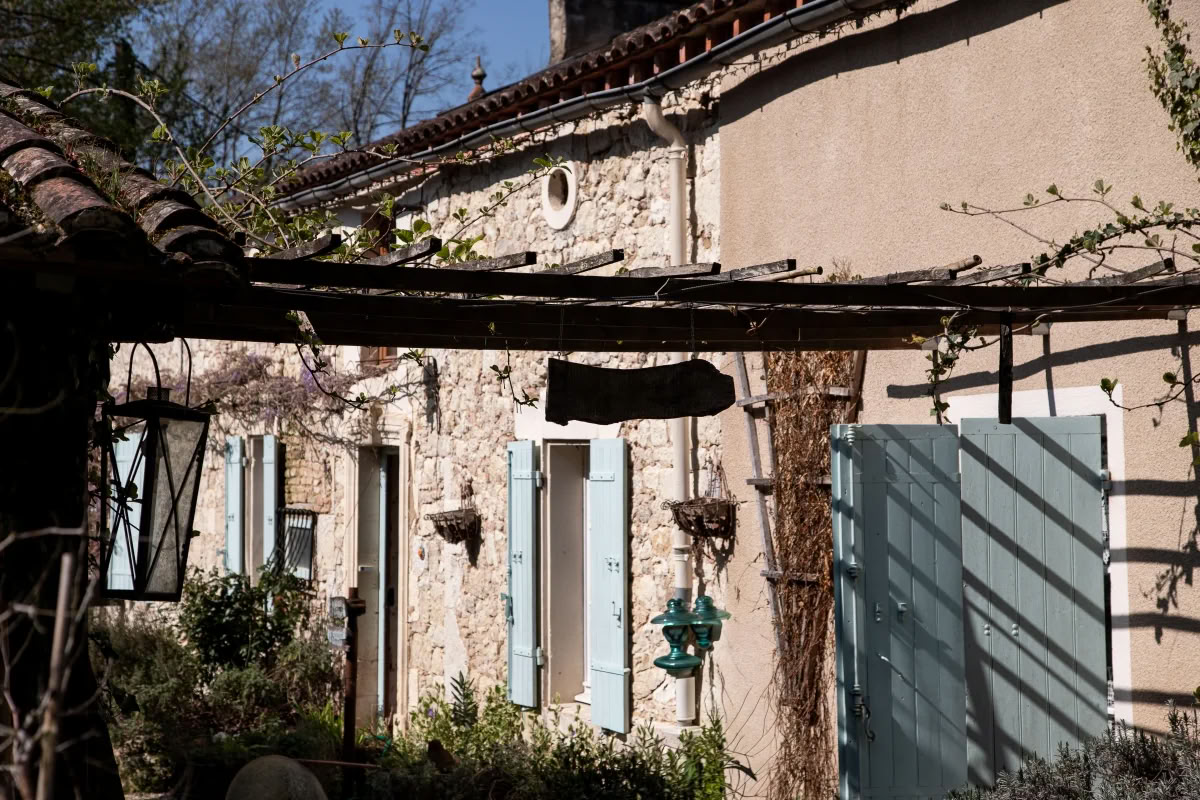 Ritiro ecologico per la gravidanza in Francia con i partner