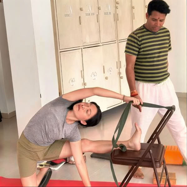 Corso di formazione insegnanti di yoga di 300 ore a Rishikesh