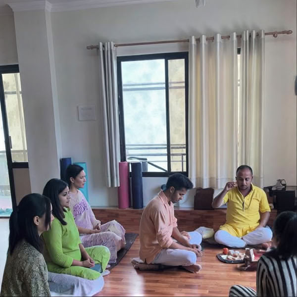 Ritiro di yoga di 7 giorni