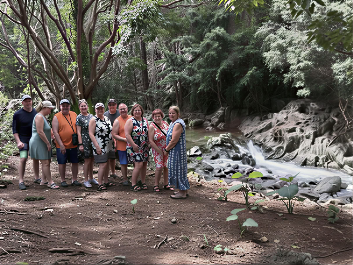 Tour del vivaio del giardino sacro