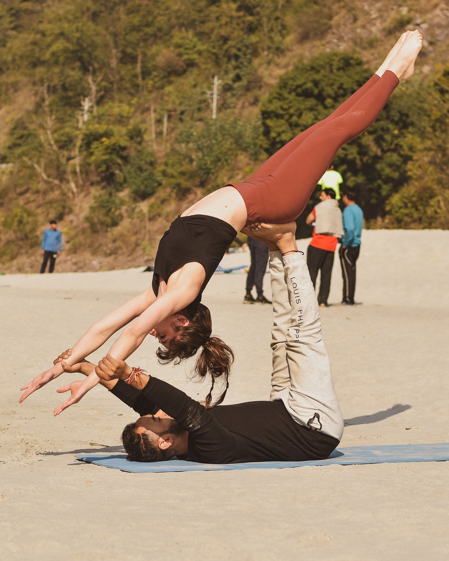 Corso di formazione insegnanti di yoga di 100 ore a Rishikesh ✅