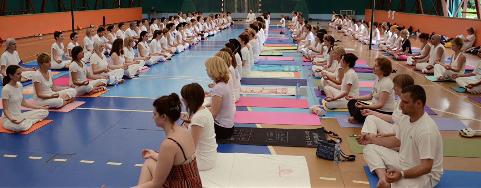 Ritiro internazionale di yoga scalare di 7 giorni “Samvid”