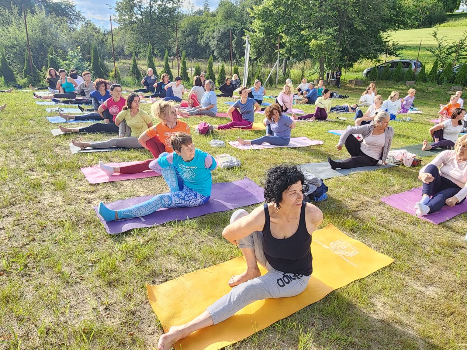 Weekend immersivo di yoga trasformativo di 3 giorni con il professore