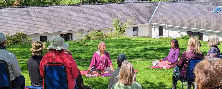 Camminata selvaggia, yoga e meditazione ad agosto in Eryri – Snowdonia