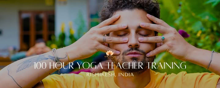 Corso di formazione insegnanti di yoga di 100 ore a Rishikesh, India