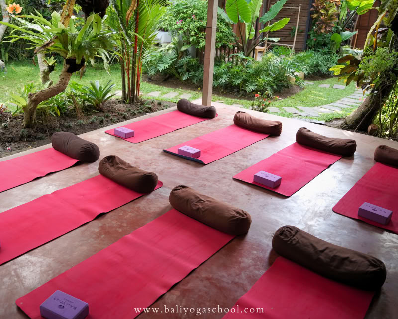 Formazione insegnanti di Yin Yoga di 50 ore a Ubud, Bali