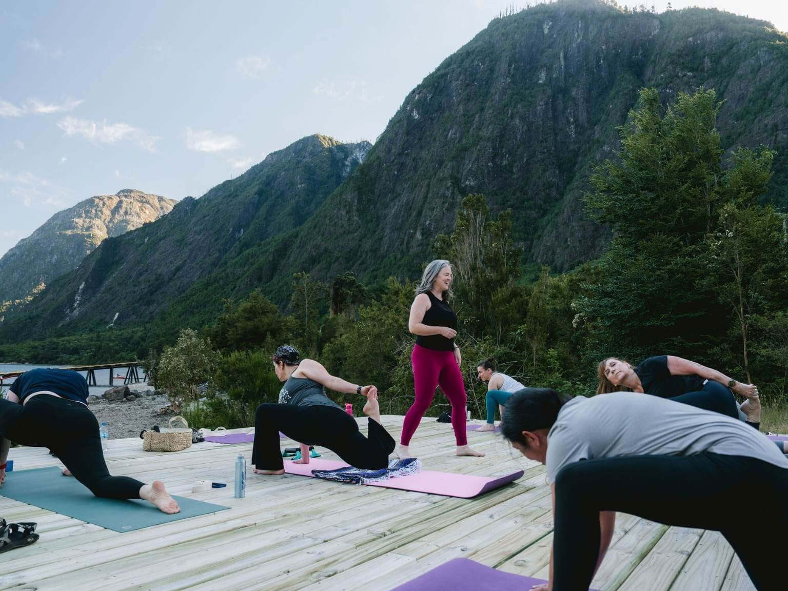 Ritiro di yoga femminile senza confini in Patagonia, in Cile