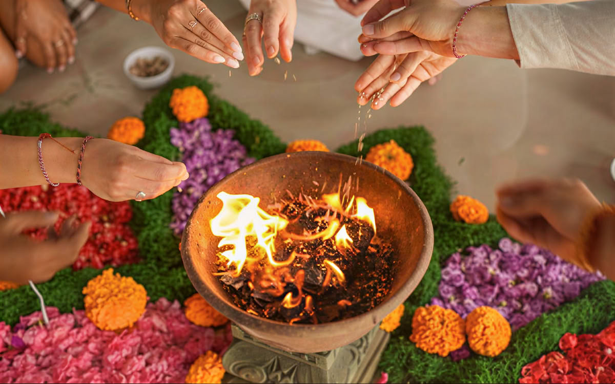 Formazione insegnanti di 200 ore di Yin Yoga e Vinyasa Flow a Bali