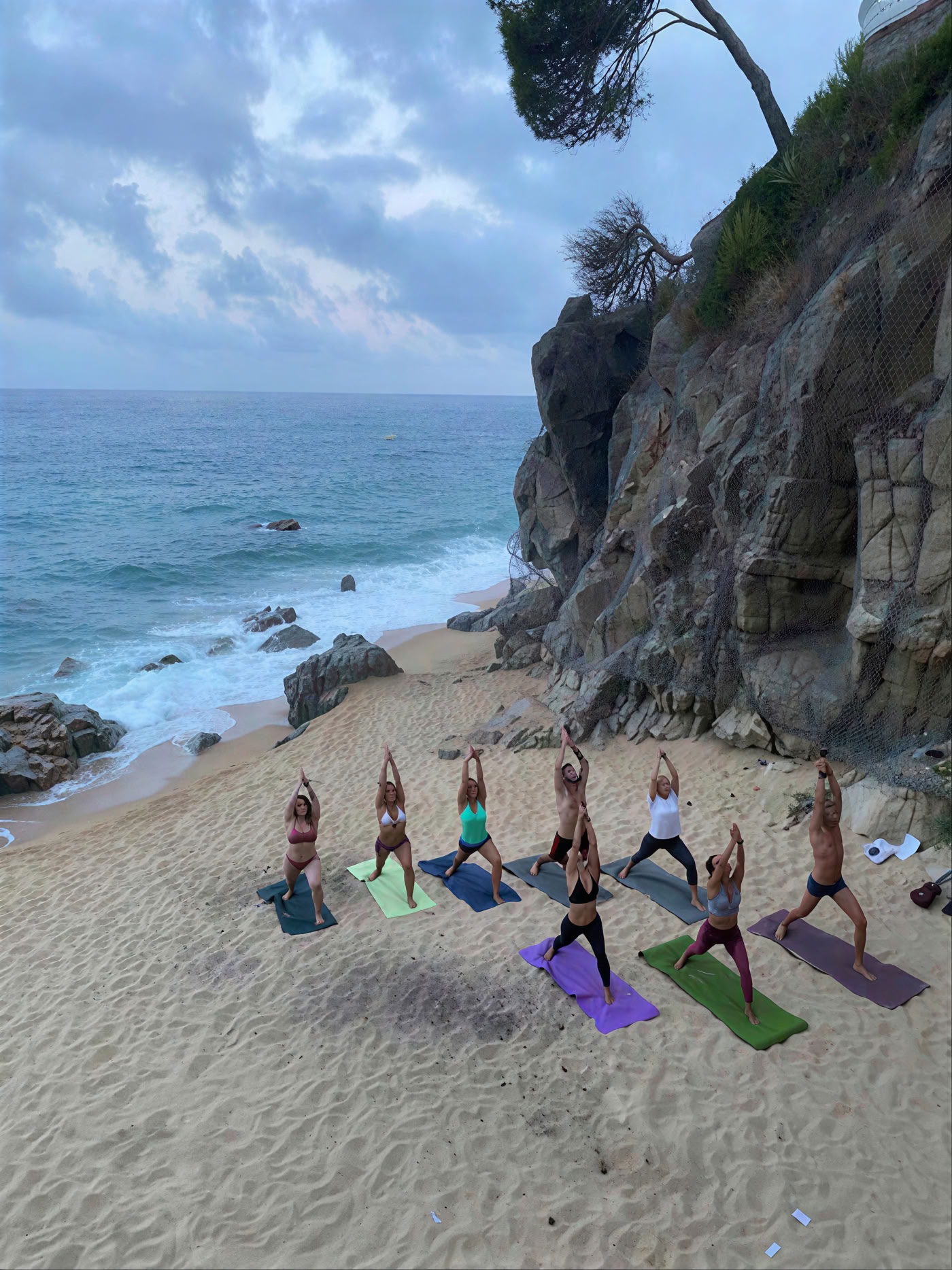 Yoga in spiaggia