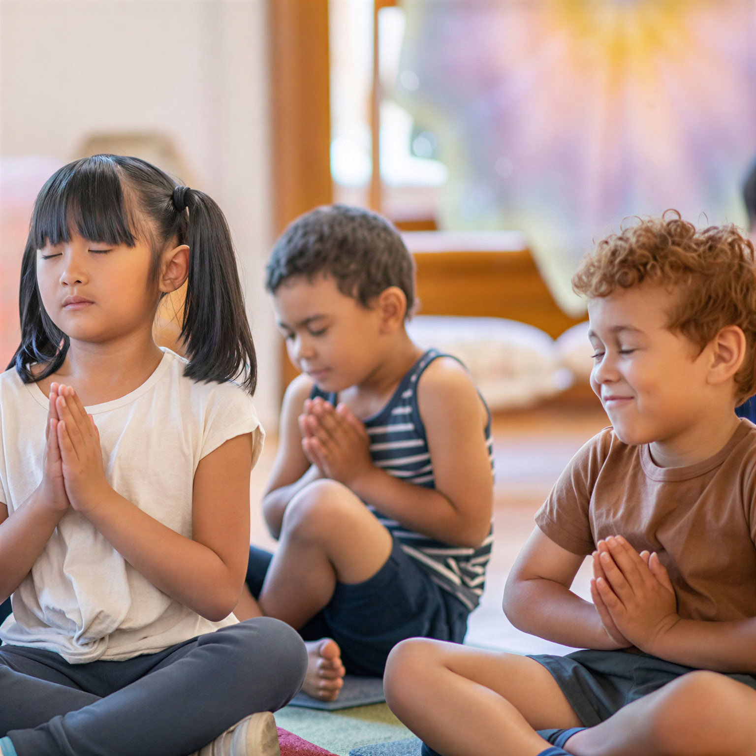 Campi per bambini di yoga e movimento ispirati alla resilienza e alla mindfulness