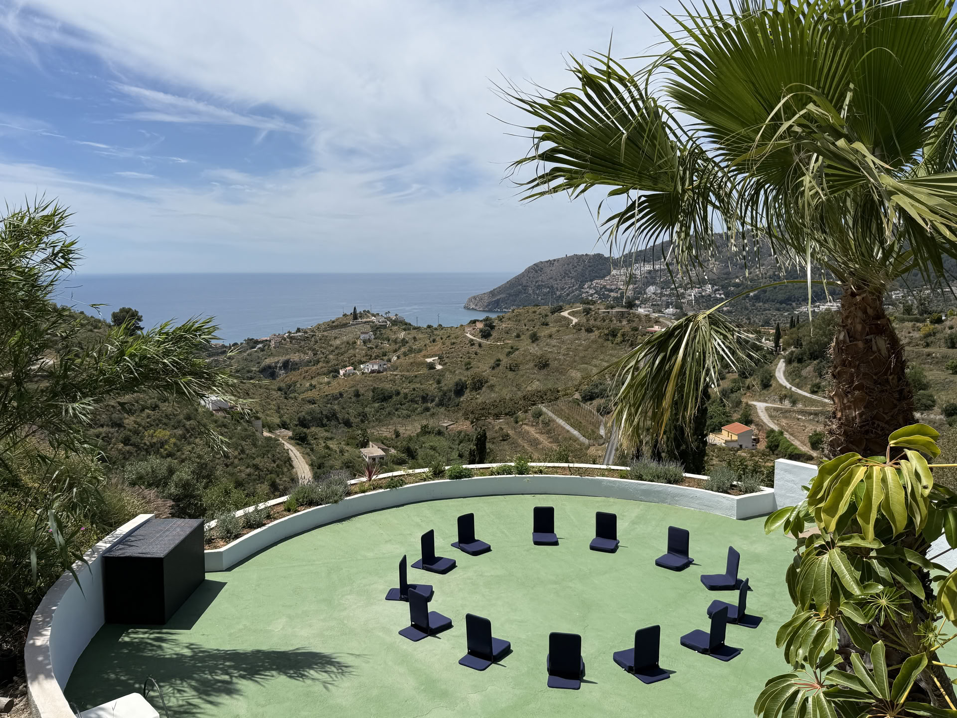 Andalusia dell’Anima - Yoga, Villaggi Bianchi e Serenità Costiera