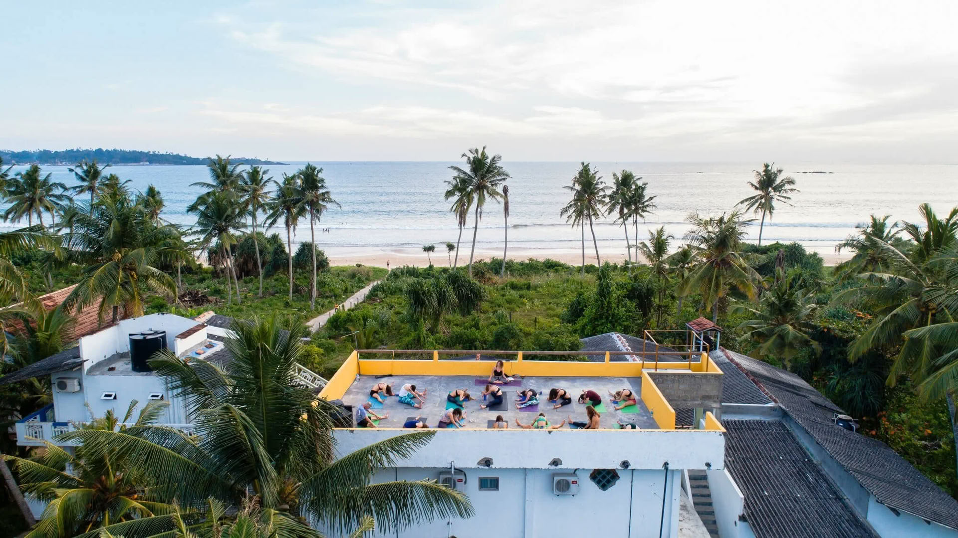 Ritiro di danza, surf e yoga in Sri Lanka