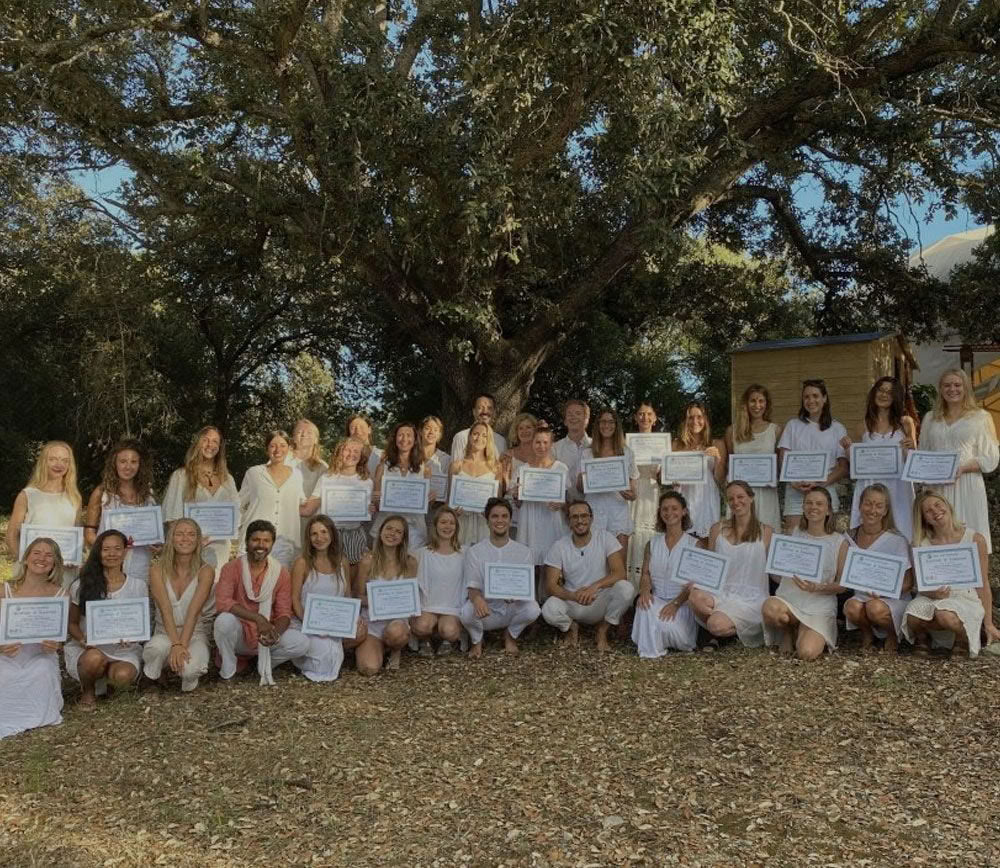Corso di formazione avanzata per insegnanti di yoga di 300 ore in Europa