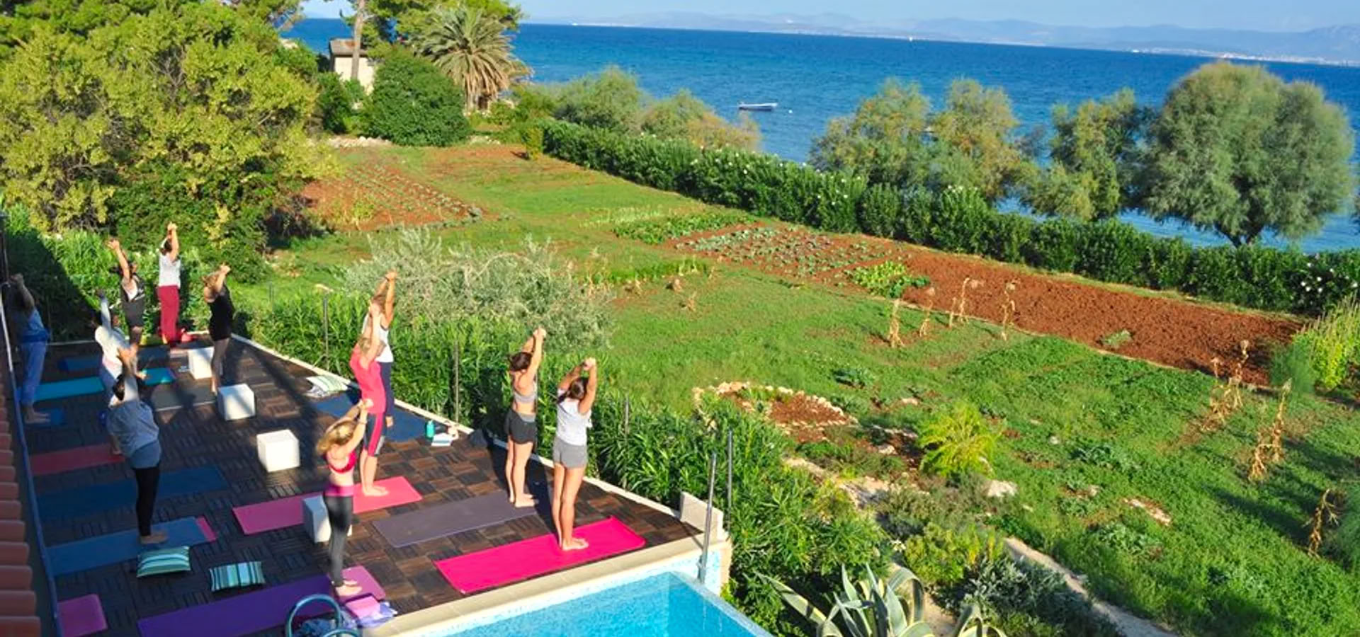 Ritiro di yoga a Brač, Croazia — equilibrio a Brač
