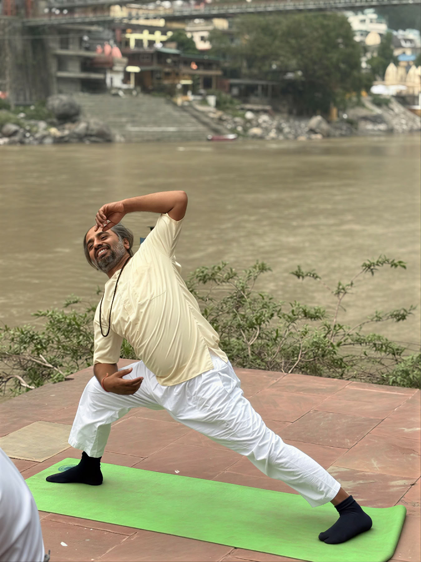 Corso di formazione insegnanti di yoga di 200 ore a Rishikesh, India