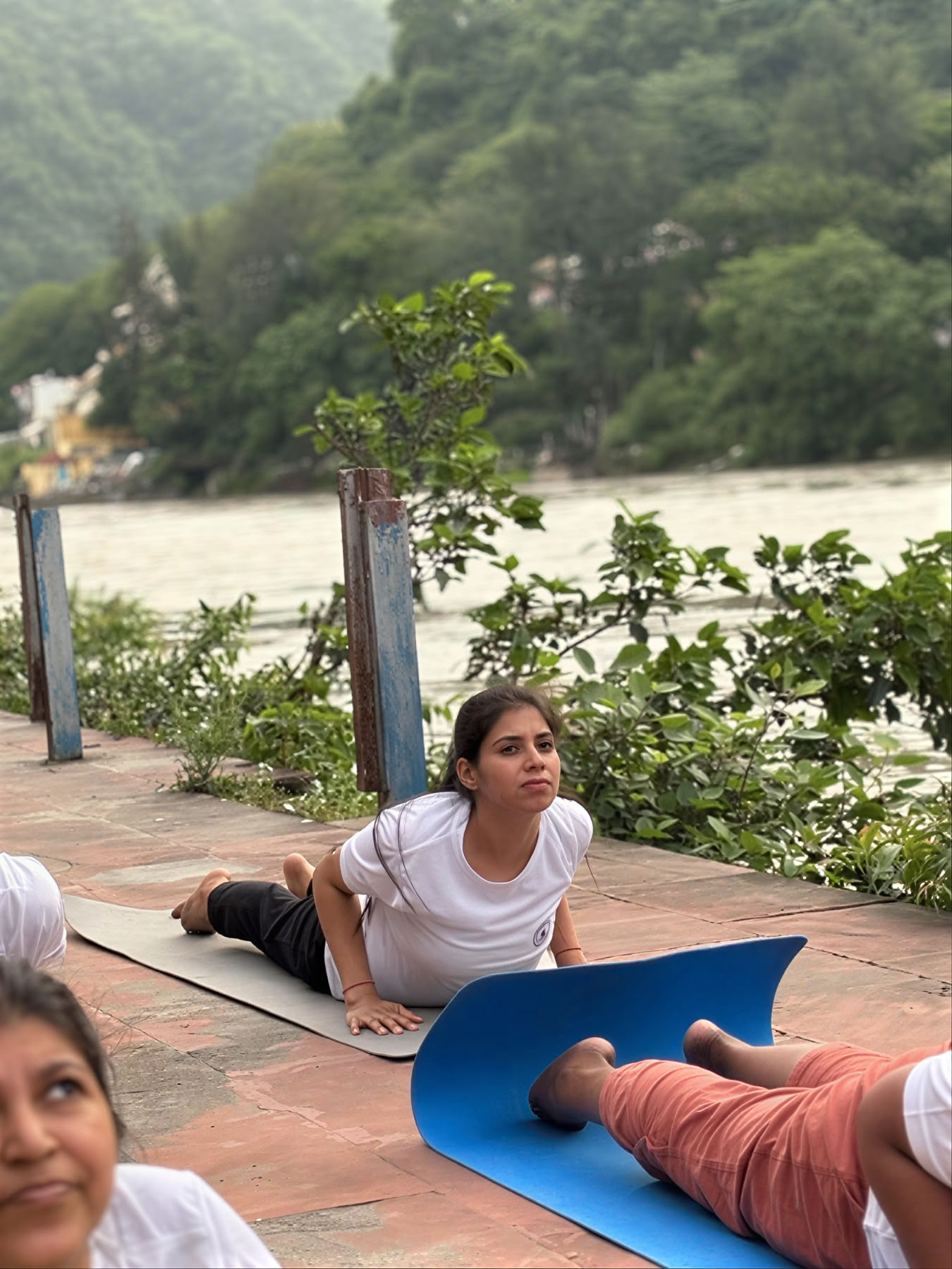 Corso di formazione insegnanti di yoga di 200 ore a Rishikesh, India