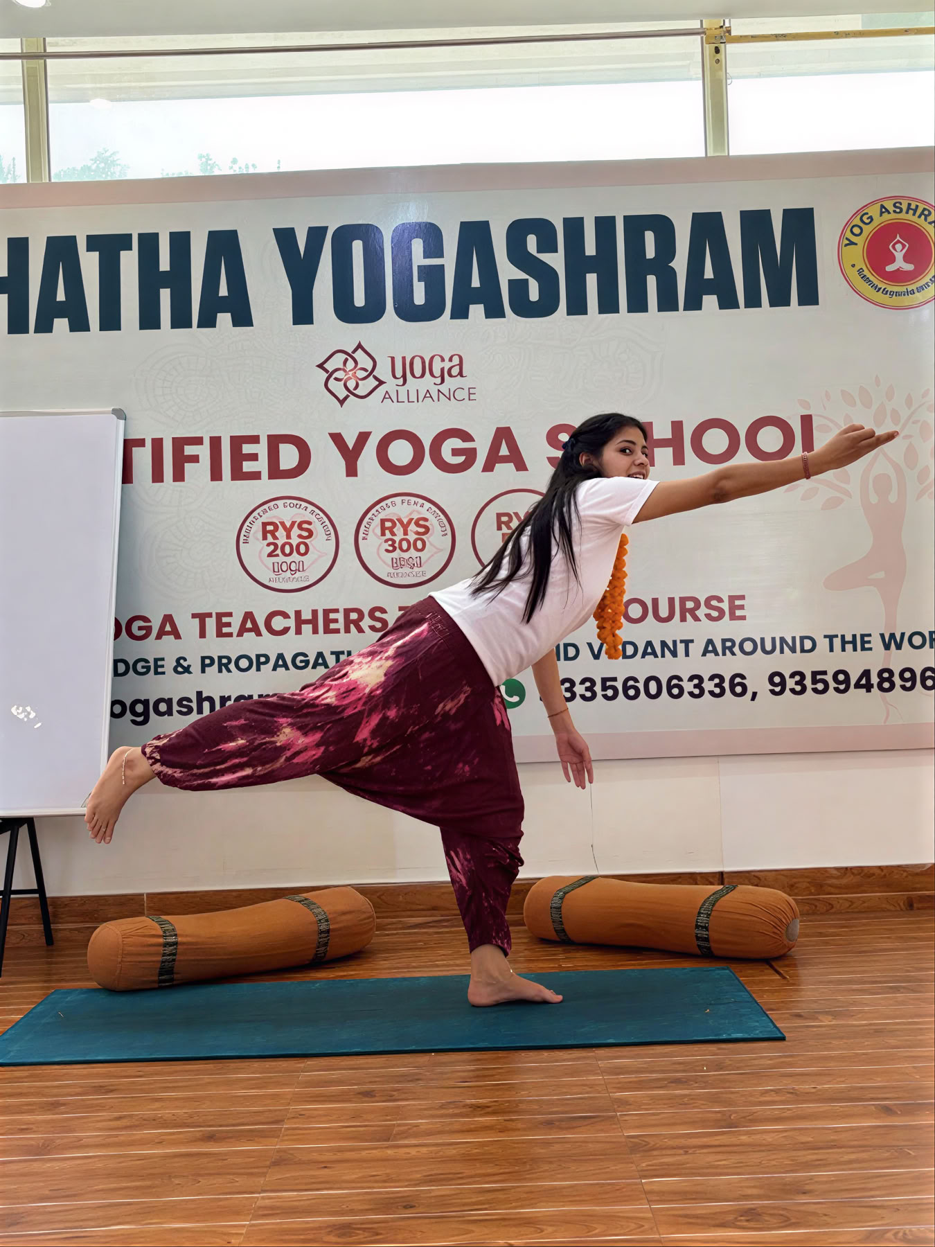 Corso di formazione insegnanti di yoga di 100 ore a Rishikesh