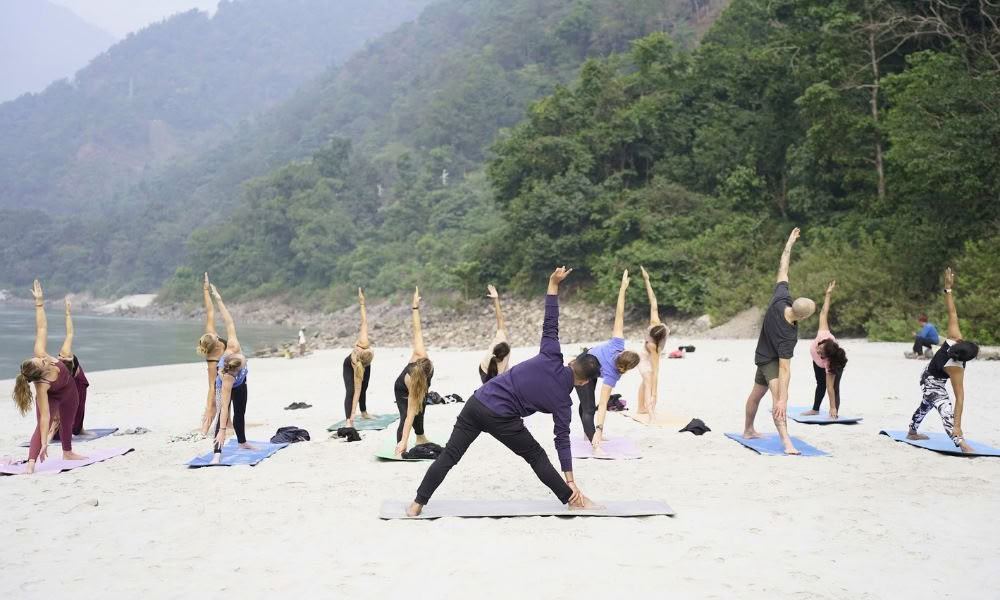 10 giorni di ritiri di yoga a Rishikesh, India