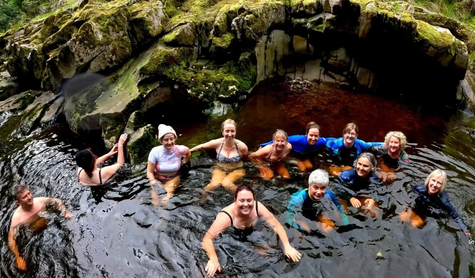 SUP per principianti, yoga, nuoto in acque libere e sauna