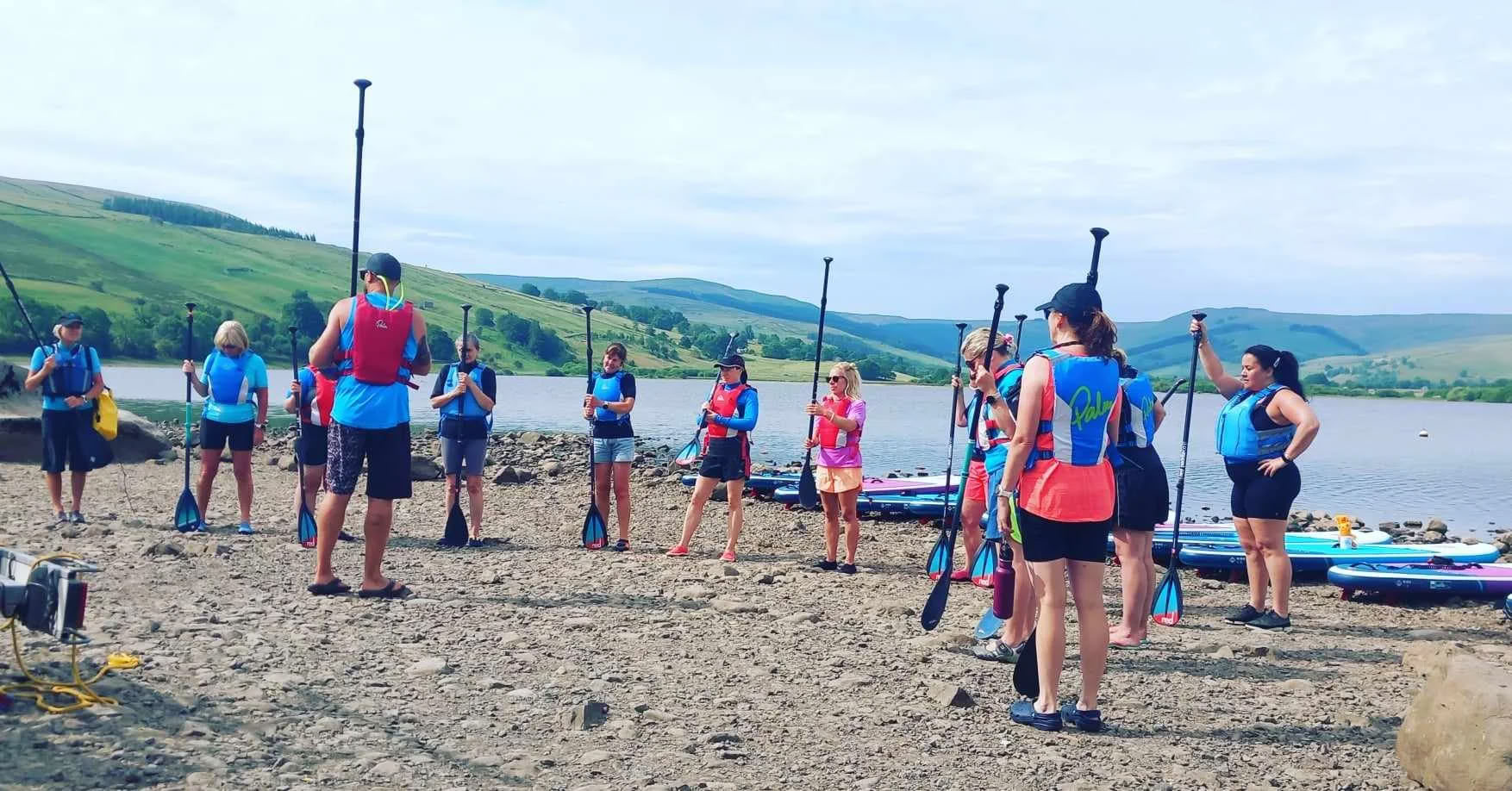 SUP per principianti, yoga, nuoto in acque libere e sauna