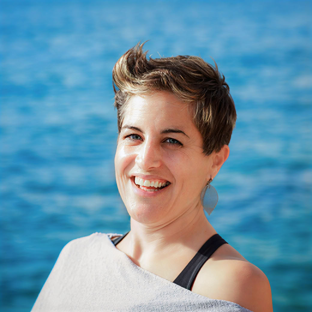 Cerchio Completo / Cerchio Completo - Esplorazione Somatica del Contenimento dello Spazio