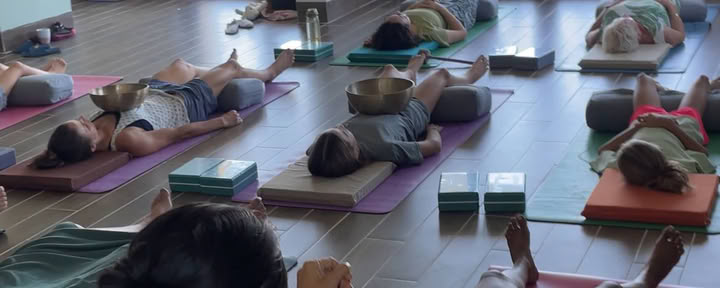 Ritiro di mezza giornata di mandala, taichi o yoga su richiesta