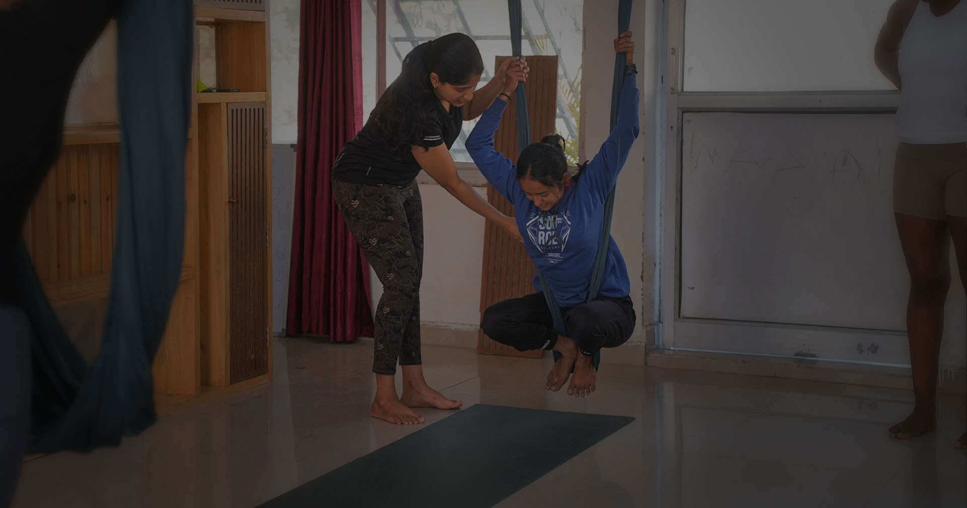 Corso di formazione per insegnanti di Aerial Yoga – dal 25 gennaio al 29 gennaio 2027