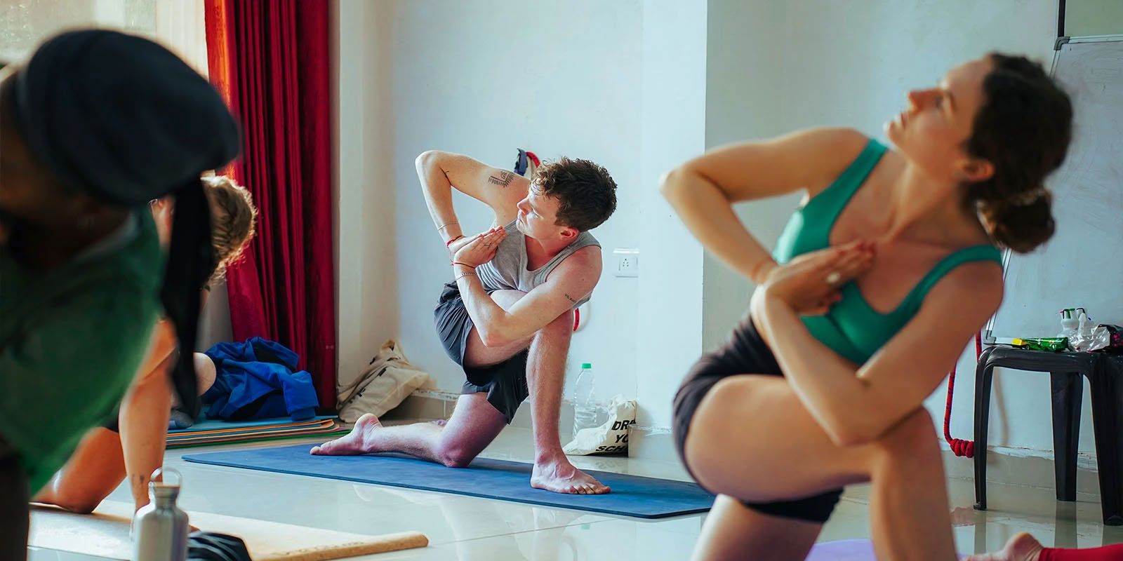 Ritiro di yoga e guarigione di 7 giorni a Rishikesh, India