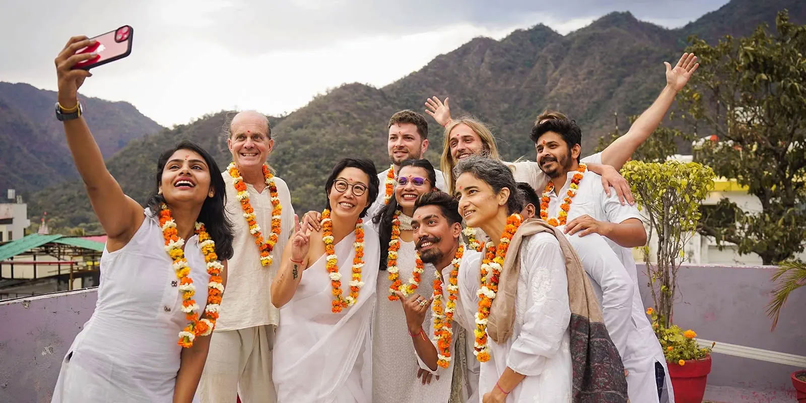 Ritiro di yoga e guarigione di 7 giorni a Rishikesh, India