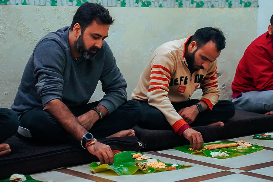 Ritiro di yoga e guarigione di 7 giorni a Rishikesh, India