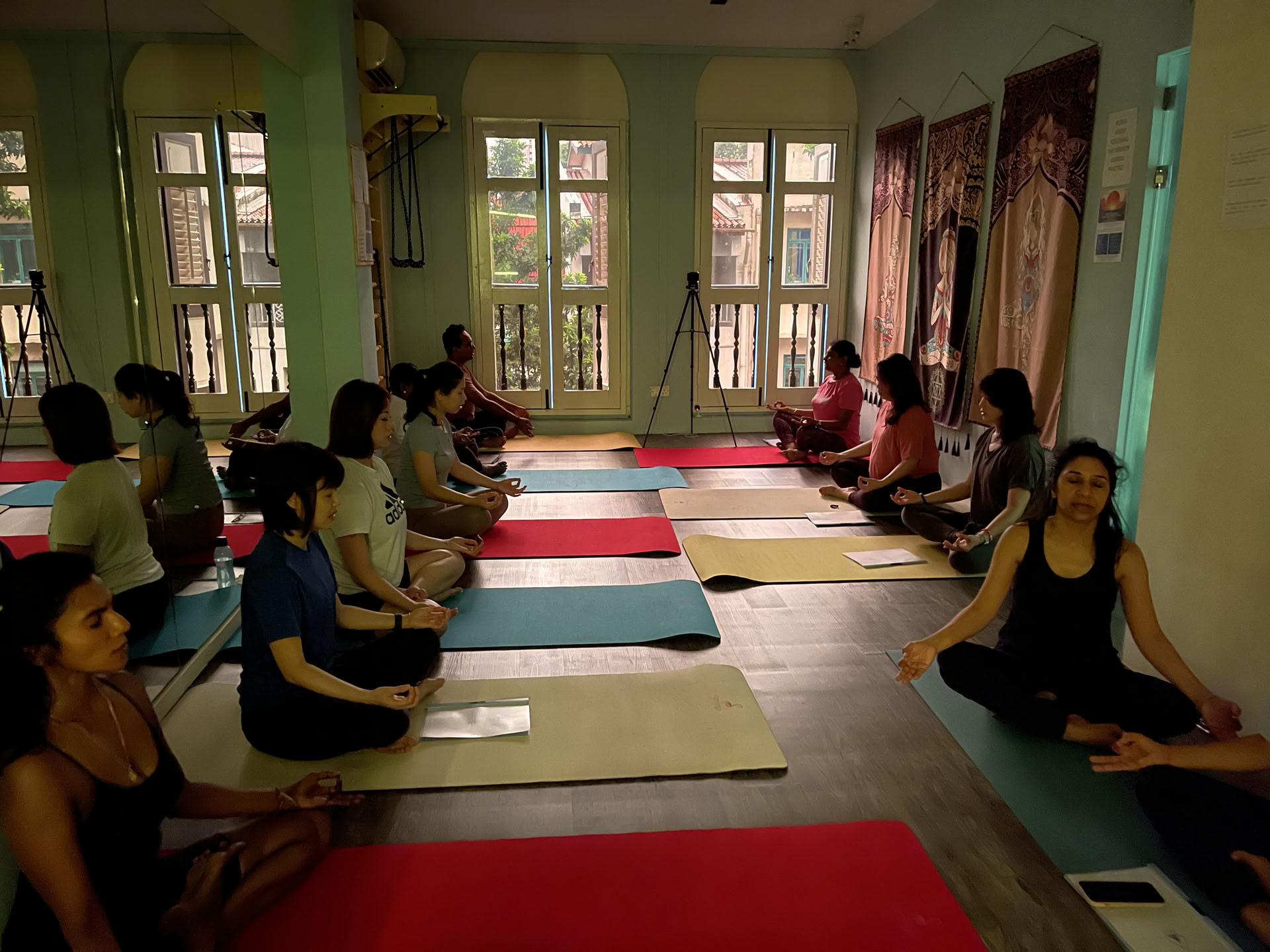 Workshop di yoga per la salute digestiva e il metabolismo a Singapore