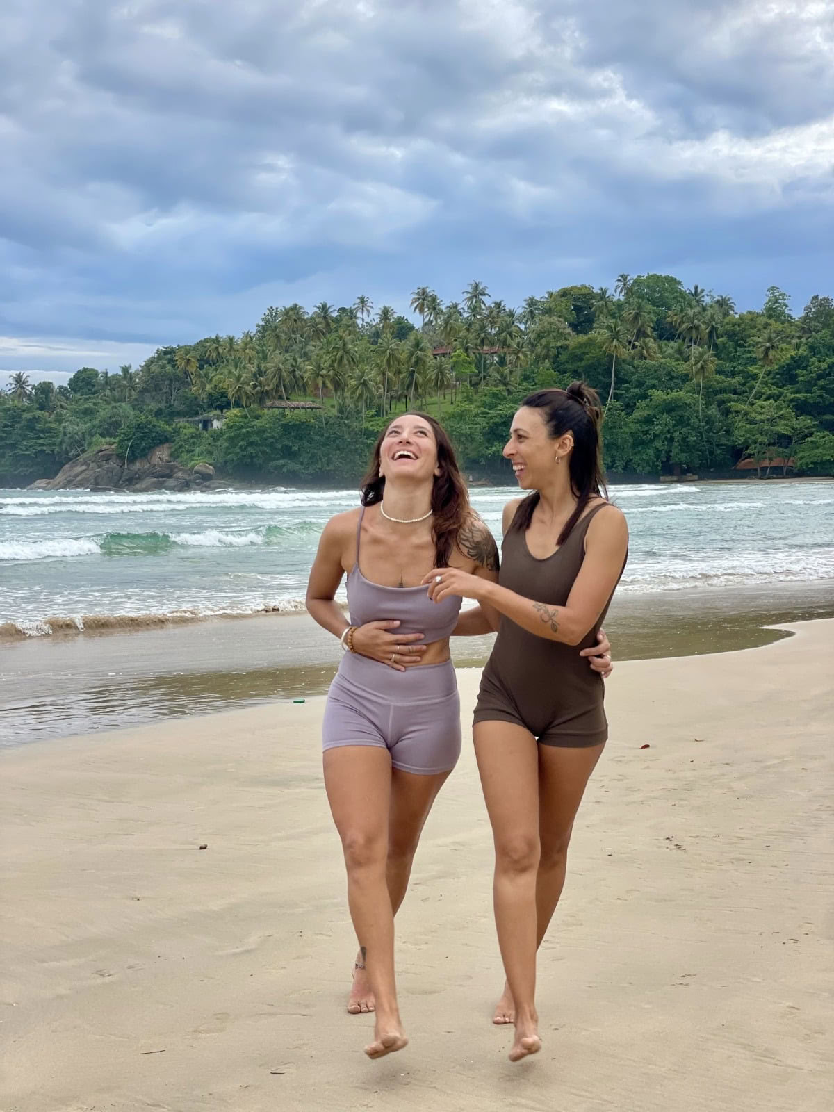 Loka Ritiri - Yoga, Surf e Avventure