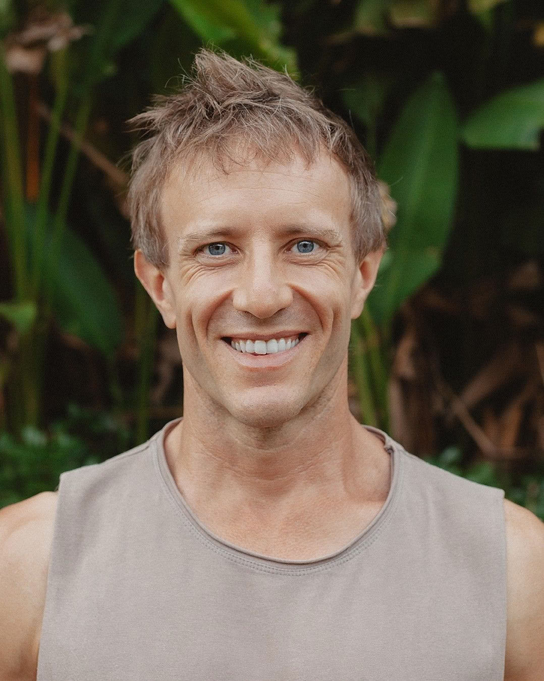 Formazione insegnanti di yoga 200 ore / 04 dic - 1 gen 2027