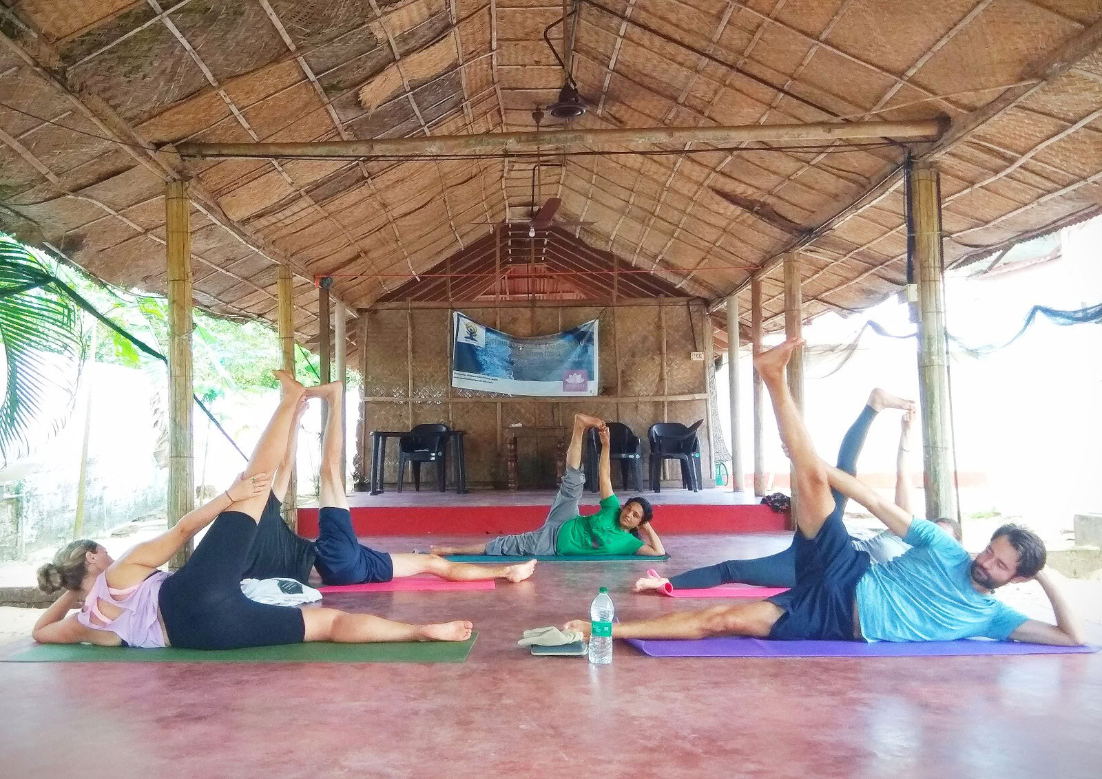 Ritiro benessere di 8 giorni sulla spiaggia con Ayurveda, yoga e meditazione zen ad Alleppey, Kerala