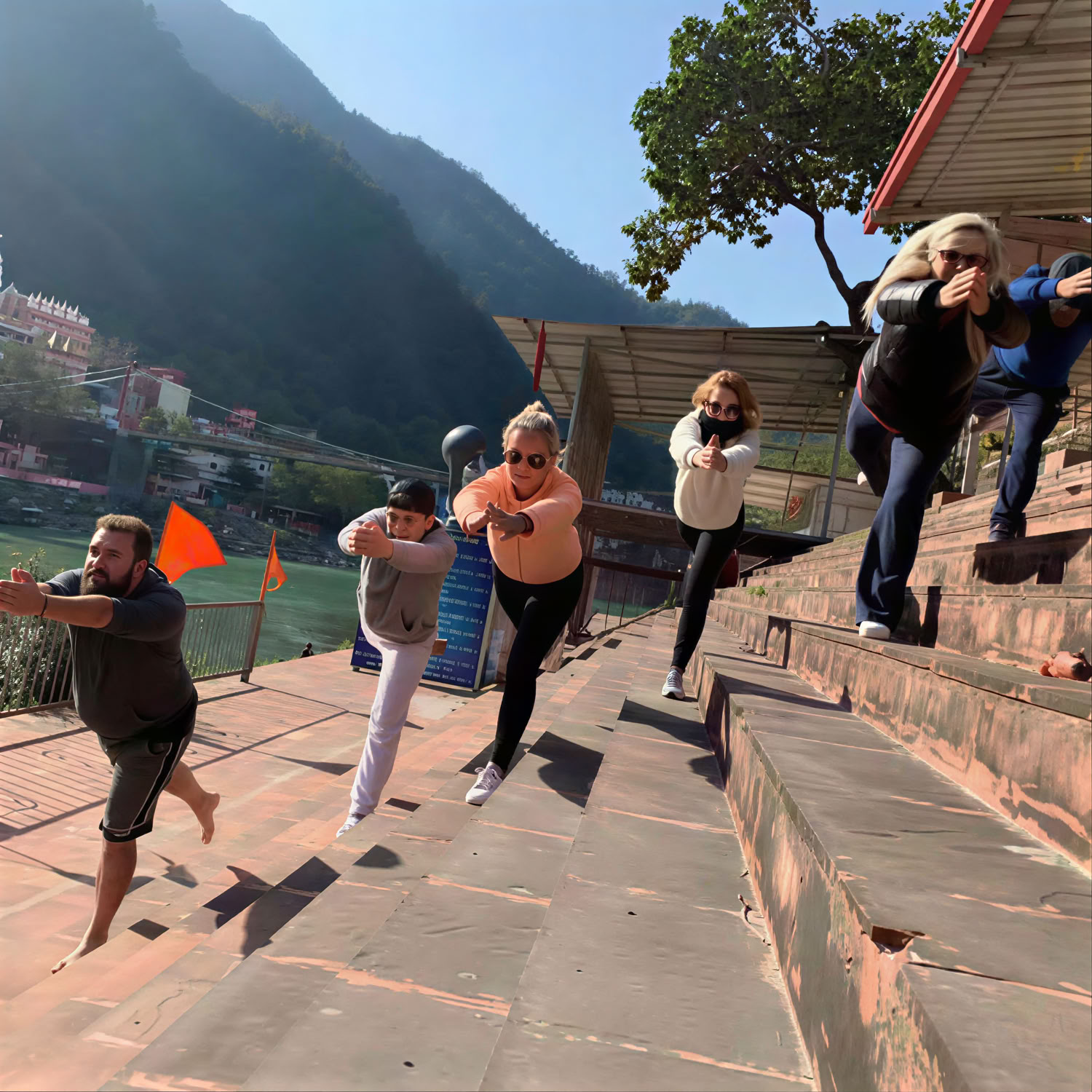 7 giorni di ritiri yoga a Rishikesh, India