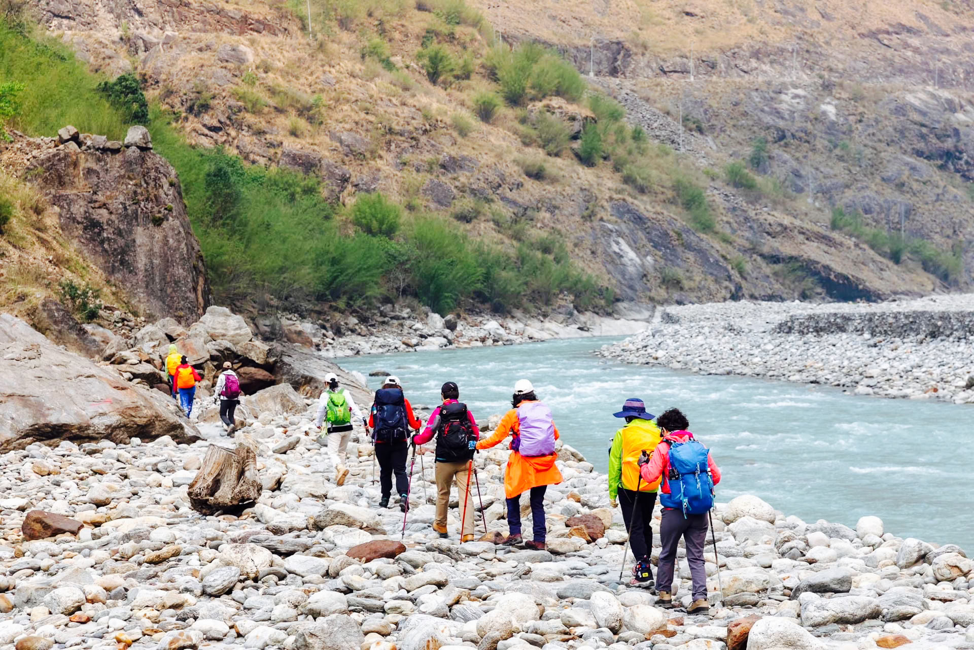 Trekking yoga sul circuito dell’Annapurna con il lago Tilicho