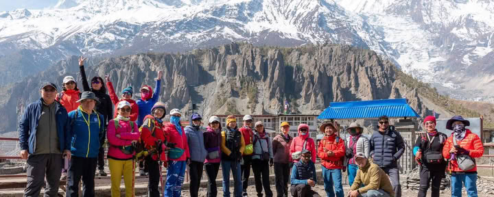 Trekking yoga sul circuito dell’Annapurna con il lago Tilicho