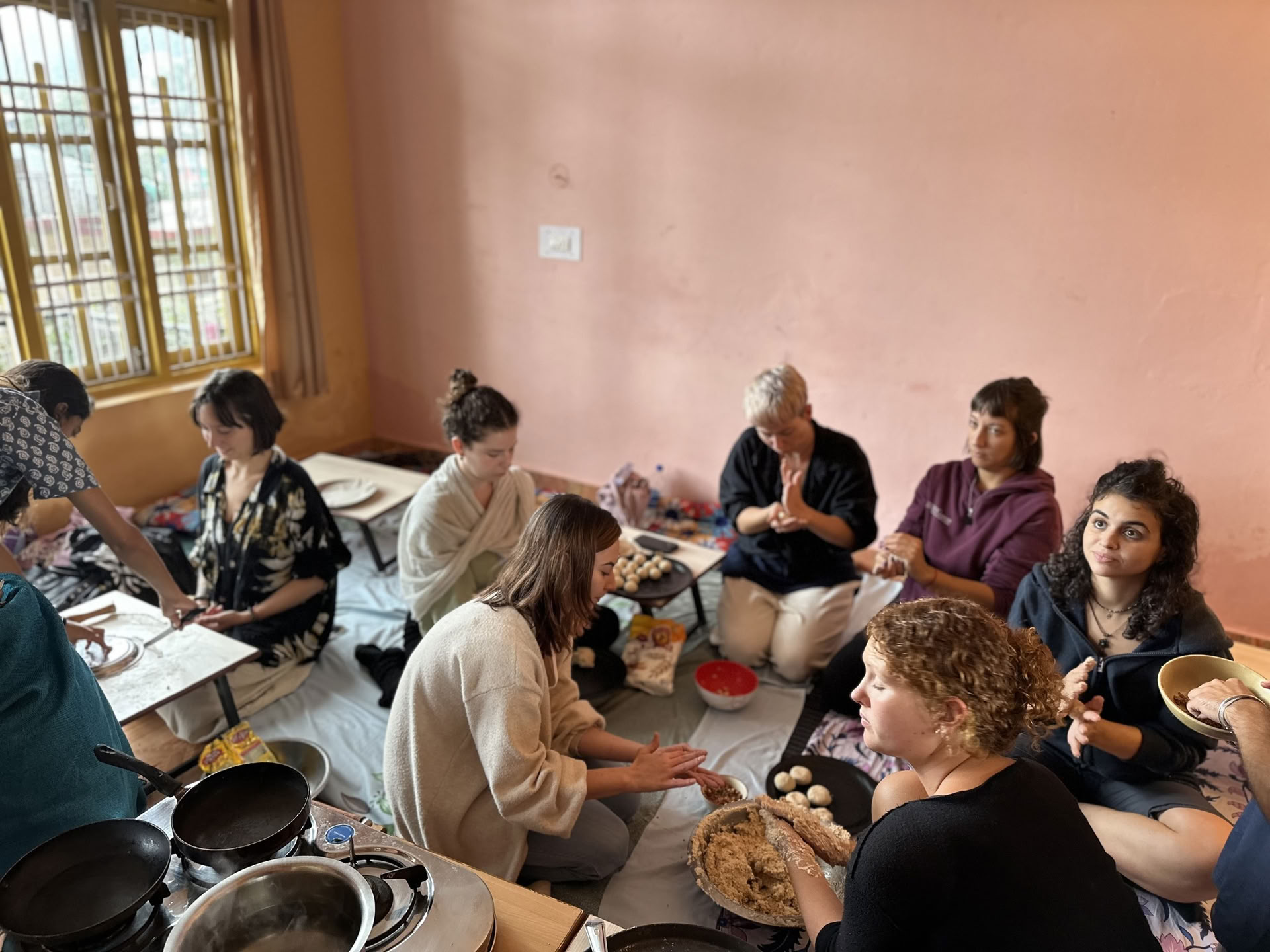 25 giorni, 200 ore di formazione insegnanti di yoga Shanti