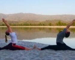 Formazione insegnanti di Hatha Ashtanga Vinyasa di 200 ore a Rishikesh
