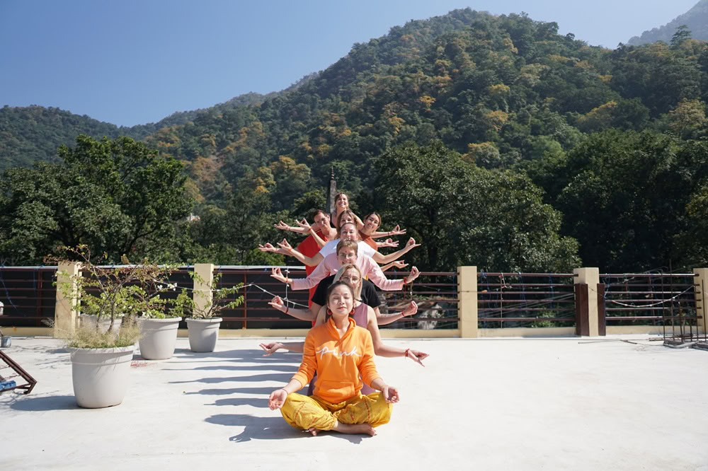 Corso di formazione insegnanti di yoga di 100 ore a Rishikesh, India