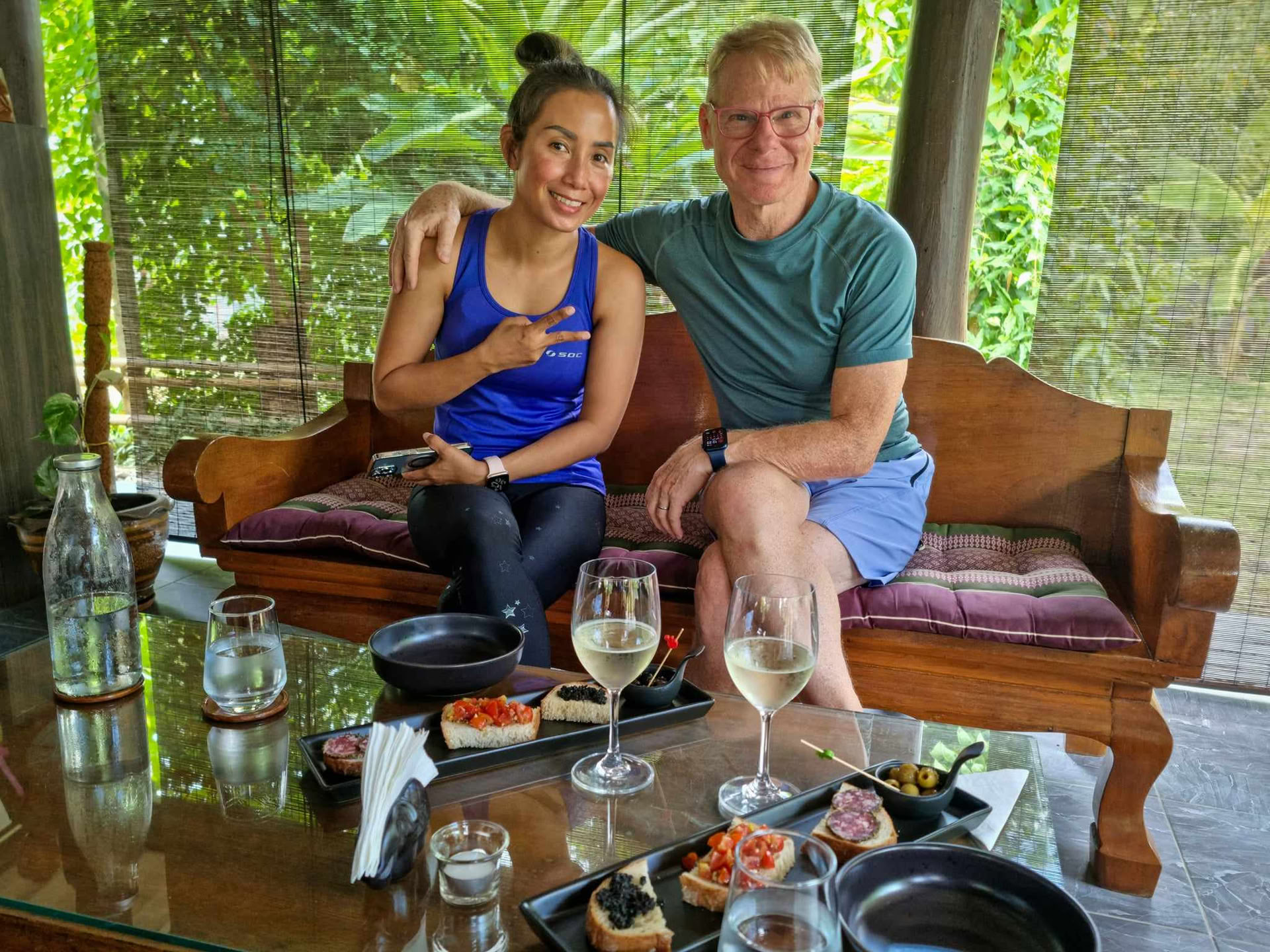 Un brindisi al benessere – yoga e vino