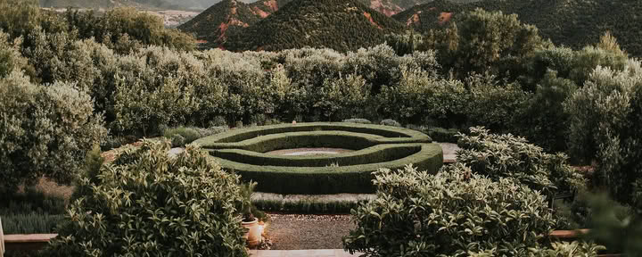 Ritiro di Yoga in Marocco: Marrakech, Deserti, Souk e le Montagne dell’Atlante