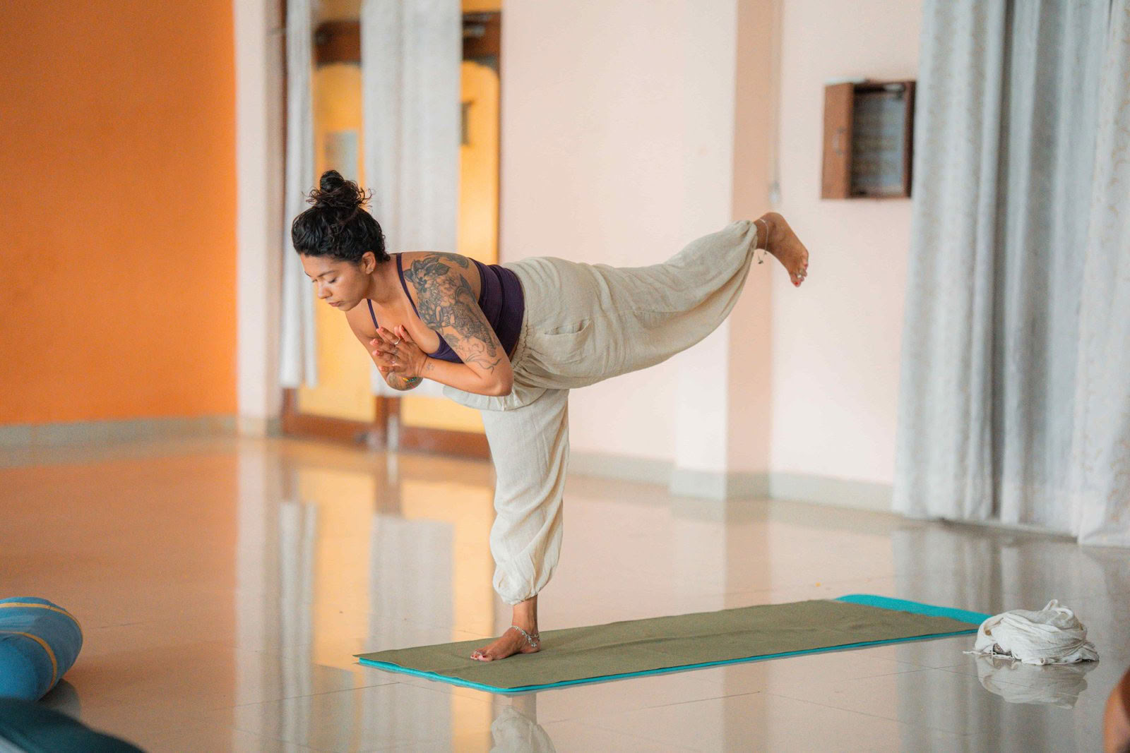 Corso di formazione per insegnanti di yoga di 100 ore a Rishikesh