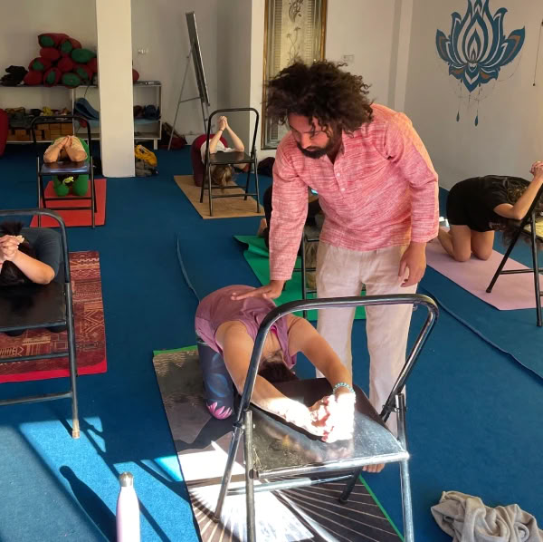 Corso di formazione per insegnanti di yoga di 100 ore a Rishikesh
