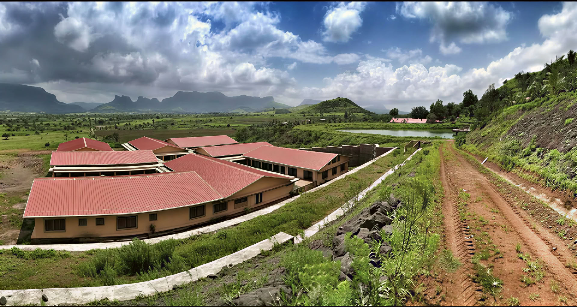 Dieci giorni di vita ashram yogica in India
