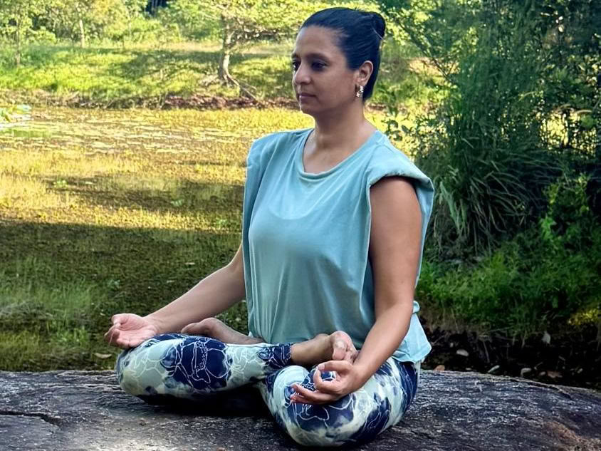Samanta Duggal - Hatha Yoga Tradizionale e Rilascio dello Stress