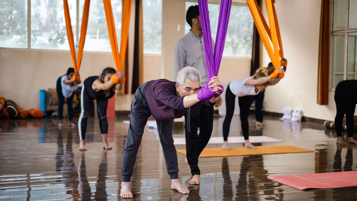 Formazione Insegnanti di Aerial Yoga a Rishikesh, India